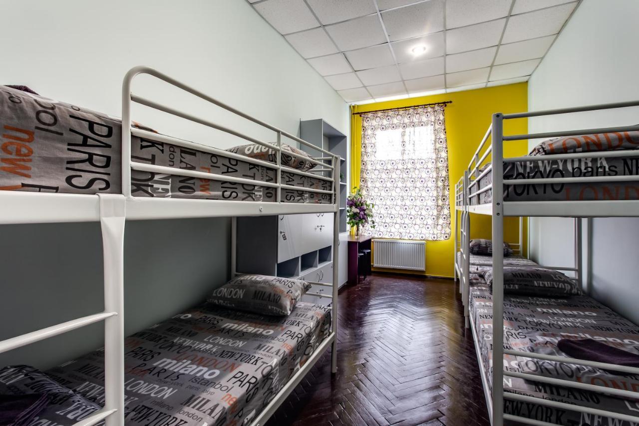 Mister Hostel ลวีฟ ภายนอก รูปภาพ