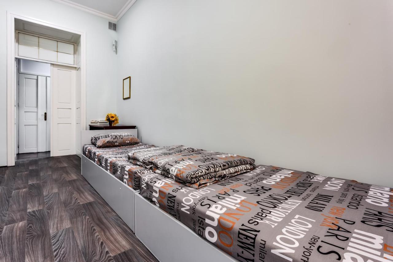 Mister Hostel ลวีฟ ภายนอก รูปภาพ